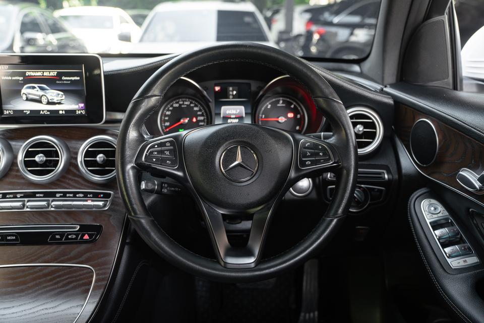 “Mercedes-Benz GLC220d 4matic Offroad”  ปี 2019  [𝙒𝘼𝙍𝙍𝘼𝙉𝙏𝙔 เครื่องยนต์ 2 ปี] ✅ทุกคัน Service น้ำมันเครื่อง ใส้กรอง ฟรี 1 ครั้ง 4