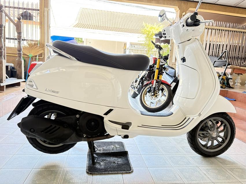 Vespa LX125 วิ่ง 9000 โล ปี68 6
