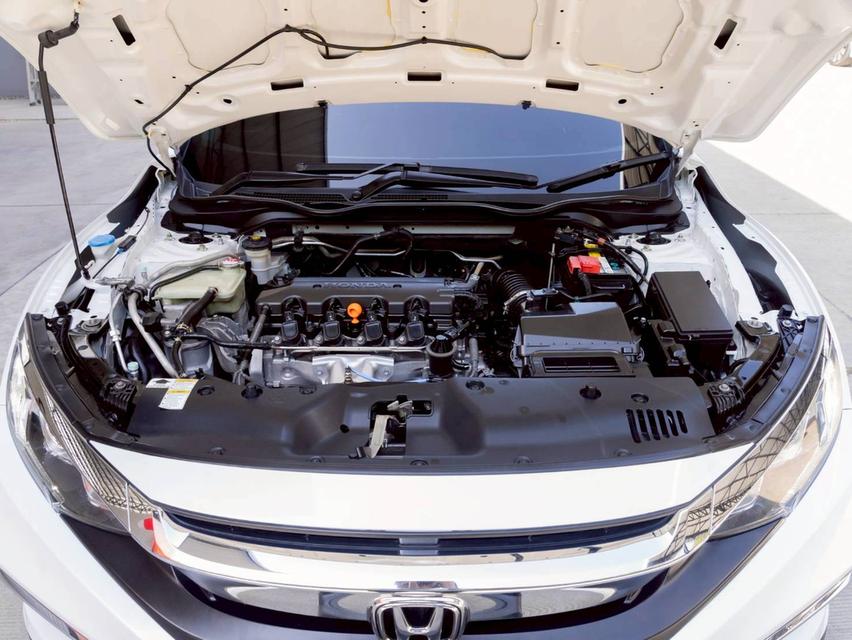 HONDA CIVIC 1.8EL ปีจด2020 เจ้าของเดียว คู่มือ กุญแจสำรองครบ 7