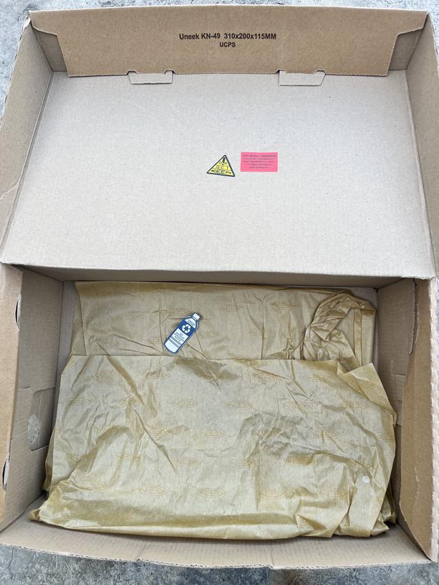 KEEN UNEEKTIMBERWOLF/PLAZA TAUPE 7