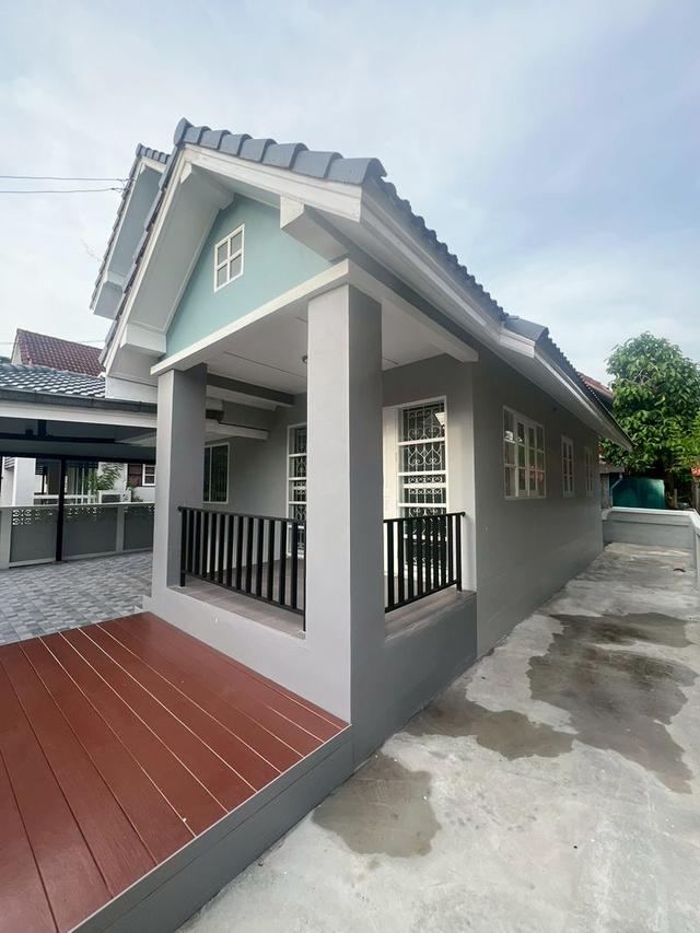 ขายบ้านเดี่ยว สูง 2 ชั้น เนื้อที่ 50 ตรว. หมู่บ้านประภาวรรณ์โฮม 2 ถนนสุวินทวงศ์ 28 6