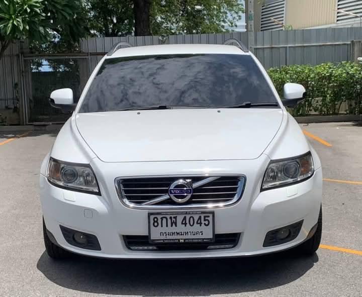 Volvo V50 มือสอง