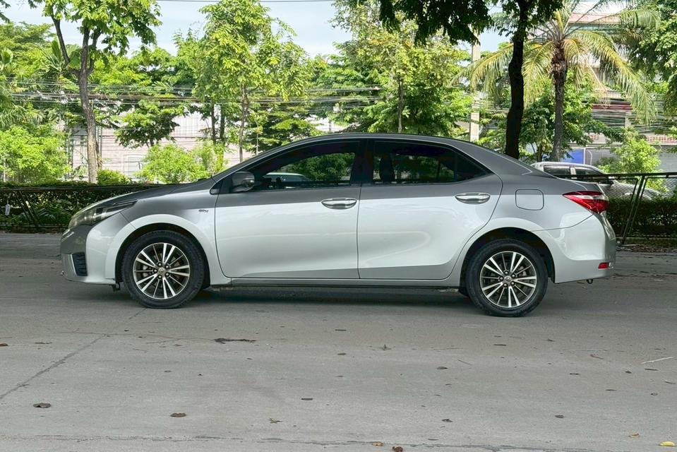 Toyota ALTIS 1.8 E AT ปี 2015 8
