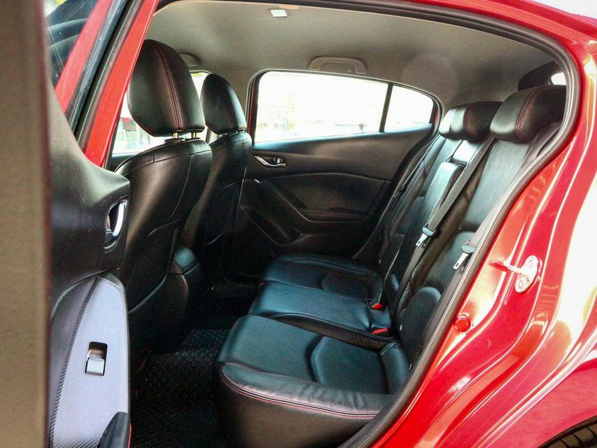 Mazda3 2.0 S Sport Hatchback AT ปี 2014 สีแดง 5