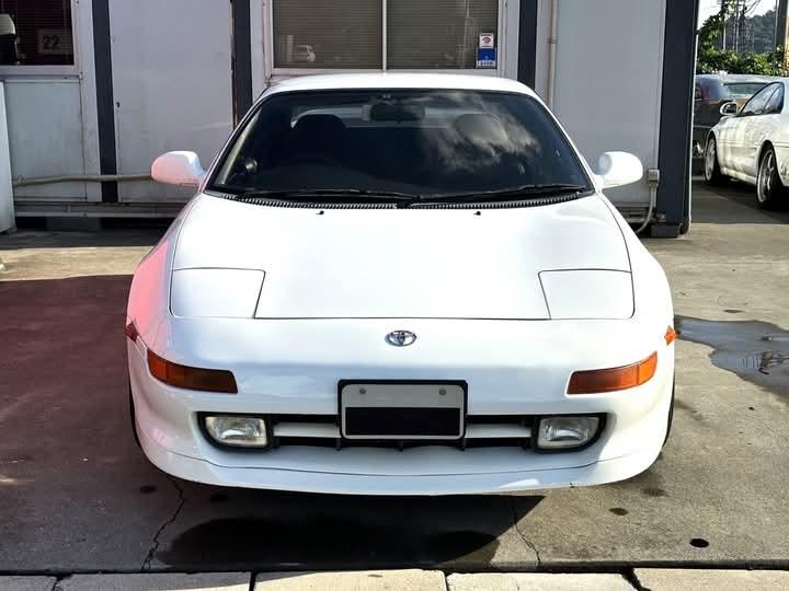 Toyota MR2 สีขาว 8