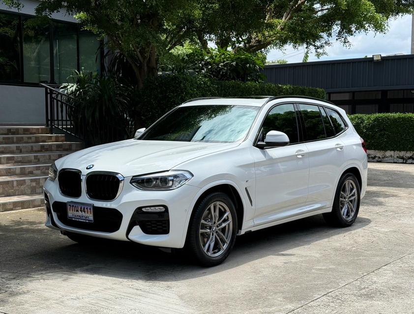 2020 BMW X3 20D MSPORT รถมือเดียวออกป้ายแดง รถวิ่งน้อย เข้าศูนย์ทุกระยะ ไม่เคยมีอุบัติเหตุครับ