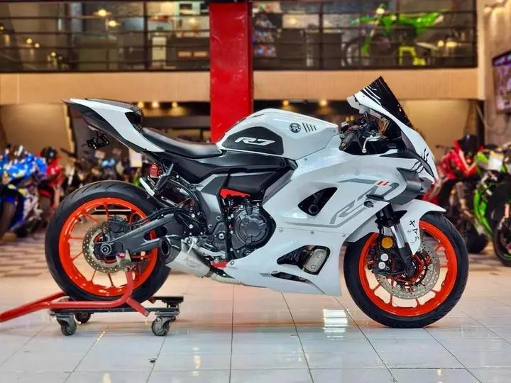 มอเตอร์ไซค์สวยๆราคาดี Yamaha R7 3