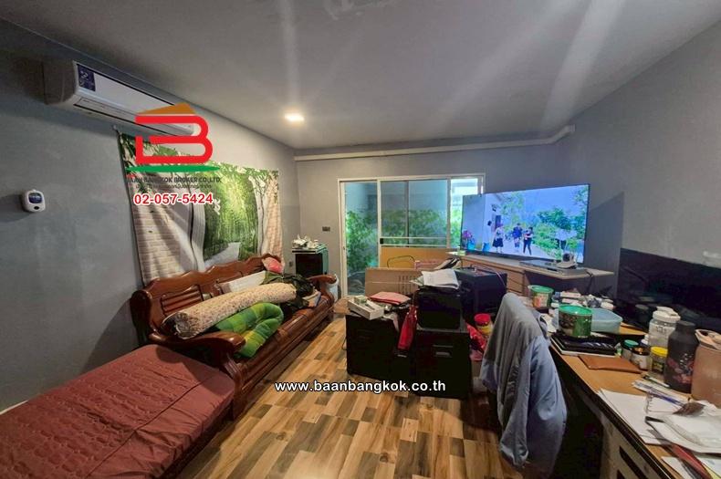 ทาวน์เฮาส์ หมู่บ้านบางใหญ่ซิตี้ (ซอย15) เนื้อที่ 36 ตร.ว. ใกล้ตลาดบางใหญ่ ถนนกาญจนาภิเษก ตำบลเสาธงหิน อำเภอบางใหญ่ นนทบุรี 7