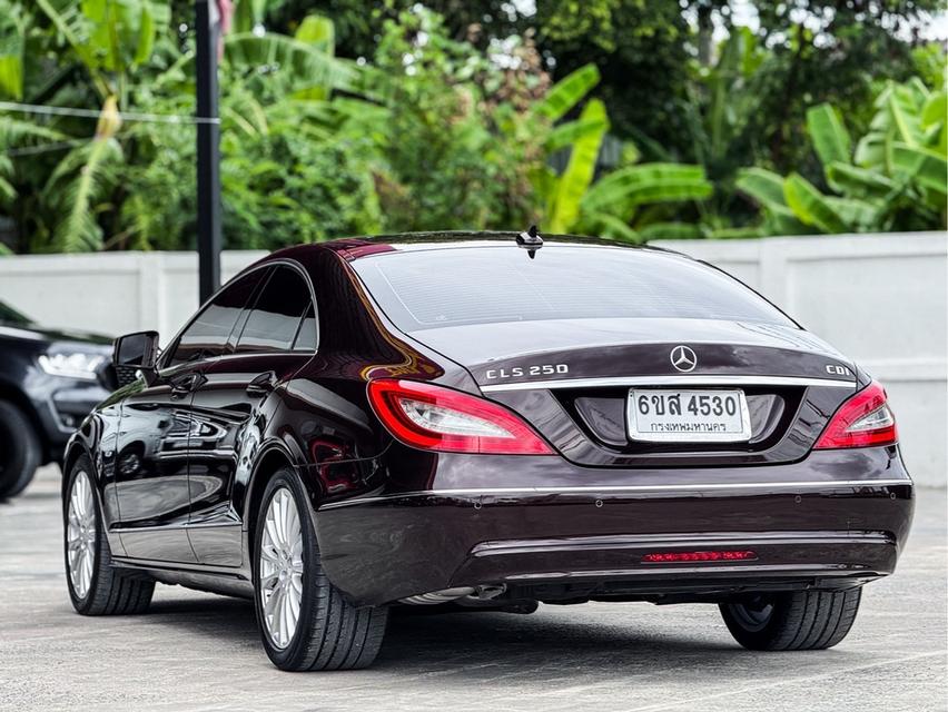 รหัสรถ WRT4530 2012 BENZ CLS-CLASS, 250 โฉม W218 ปี11-18 สีนำ้ตาล ดีเซล 2.1 L turbo