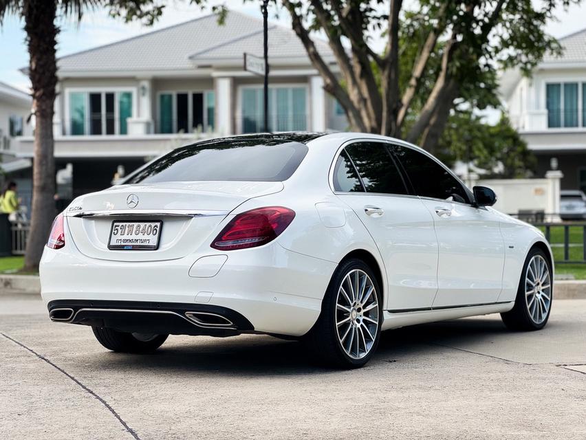รหัสรถ AVA8406 🆕 Benz C350e AMG Dynamic W205 2017 รุ่น Top