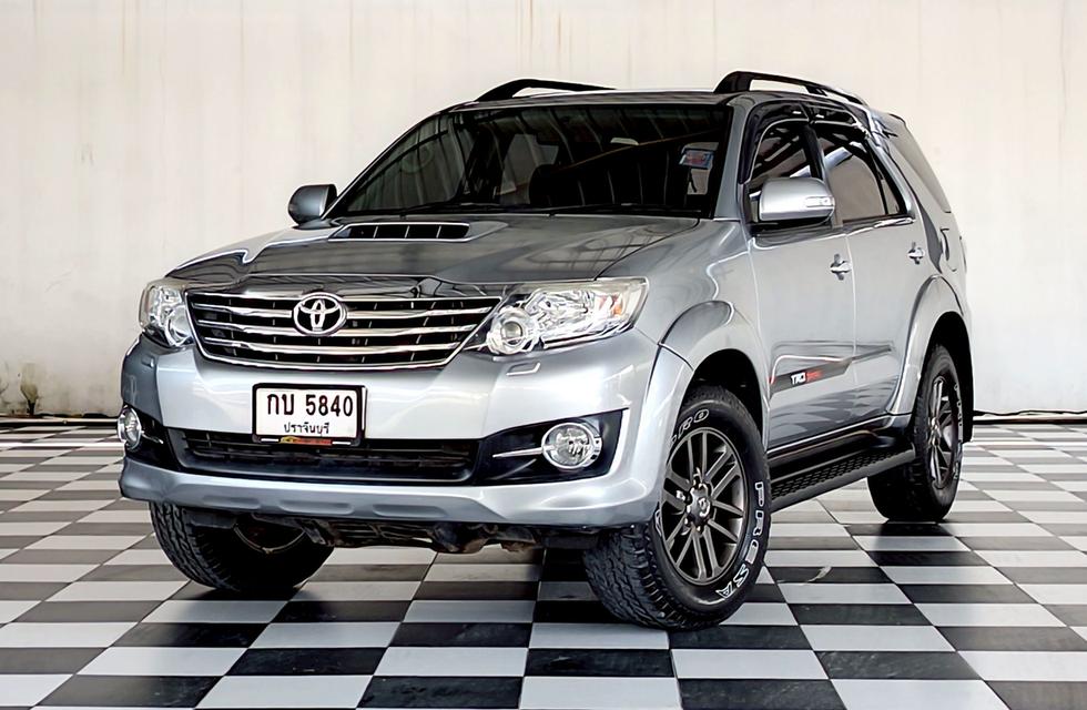 รถยนต์มือสองสภาพพร้อมใช้งาน