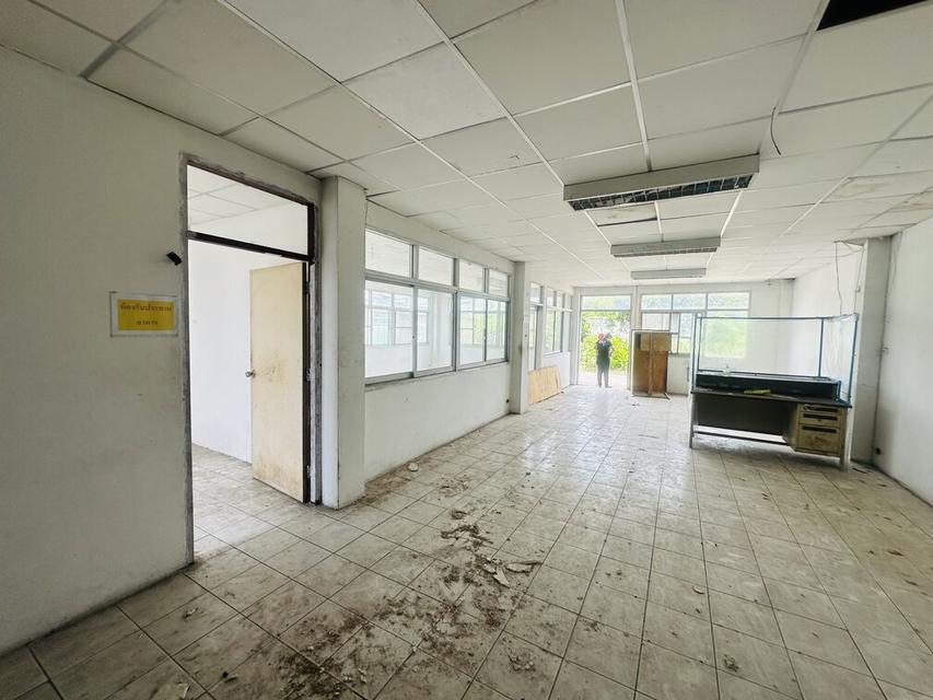 ขายโรงงานพร้อมสำนักงาน 3 ชั้น เนื้อที่ 2-3-82 ไร่ ตำบลอ้อมน้อย อ. กระทุ่มแบน จ. สมุทรสาคร 10