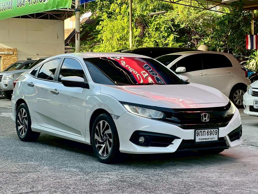 HONDA CIVIC FC ปี 2016 รุ่น 1.8 EL ออโต้ สีขาวมุก รถบ้านมือเดียว เลขไมล์น้อย 180,000 km