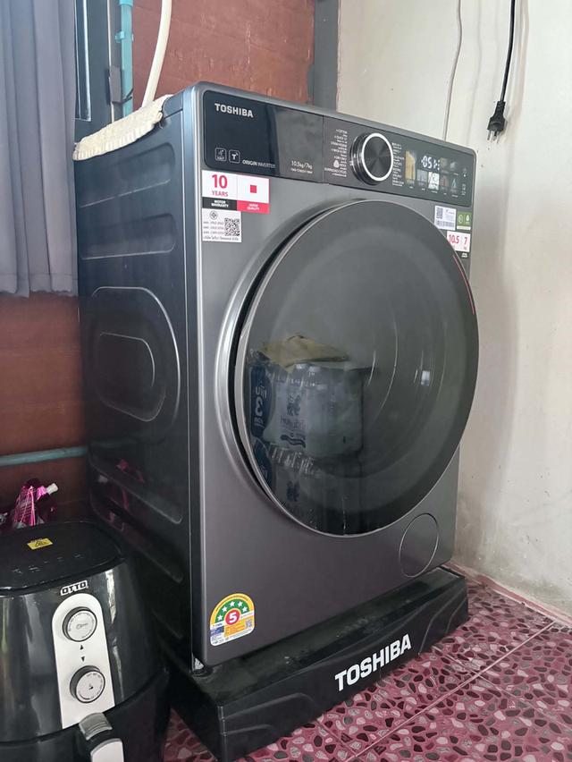 เครื่องซักผ้าฝาหน้า TOSHIBA