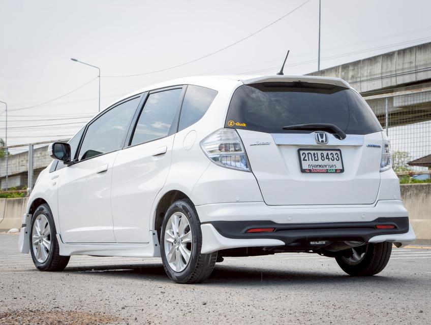 HONDA JAZZ 1.3 HYBRID ปี 2013