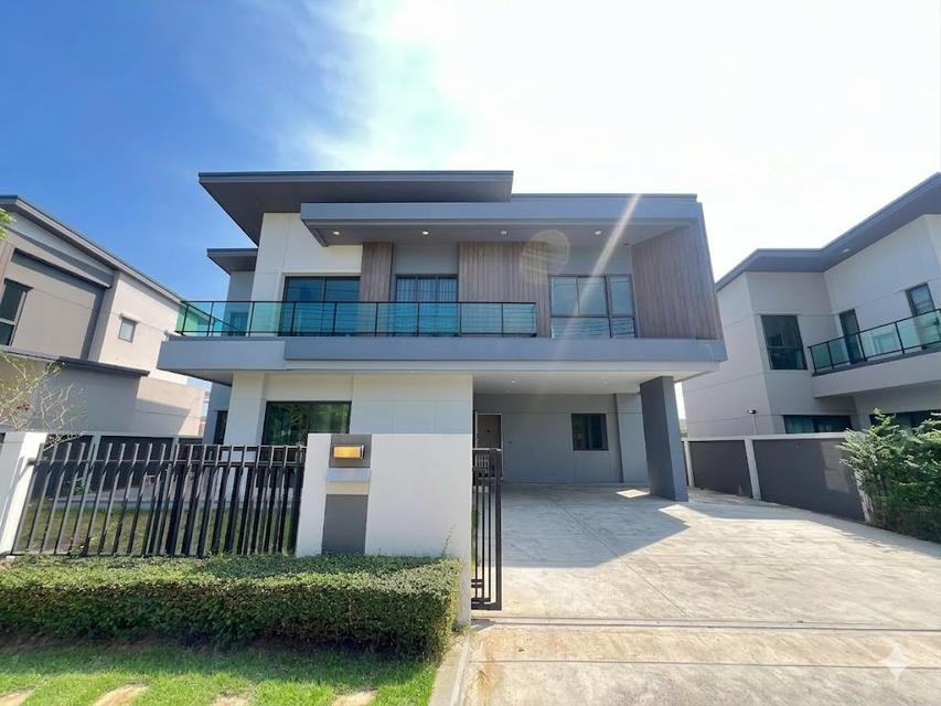 เช่า เวนิว ไอดี พหลโยธิน รังสิต  4ห้องนอน 5ห้องน้ำ 1