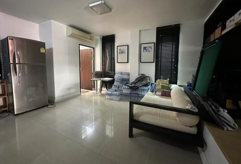 ขายด่วนถูกสุด Townhome 3 ชั้นหลังมุม TownPlus เกษตร-นวมินทร์ ใกล้ CDC, รถไฟฟ้า 5