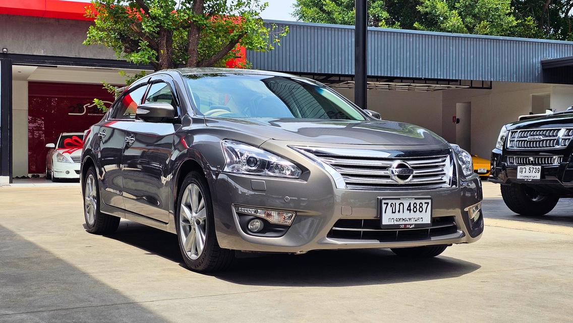 ขายรถ Nissan Teana 2.5XV Sedan ปี 2014 สีน้ำตาล เกียร์ออโต้ รูปย่อยที่ 3