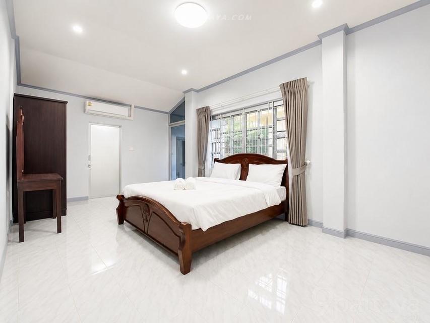 3-Bedroom Pool Villa for Rent in View Point JomtienSingle-storey detached house with private pool and spacious parking. Located in View Point Jomtien 9