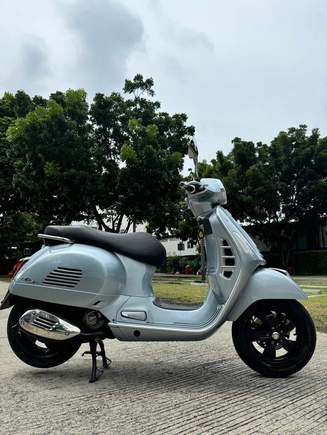 ขายรถ Vespa GTS 300 HPE Supertech ปี 2022 3