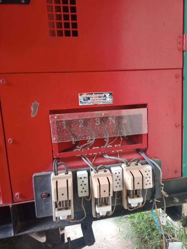 ขายเครื่องปั่นไฟ 100/125 KVA 2