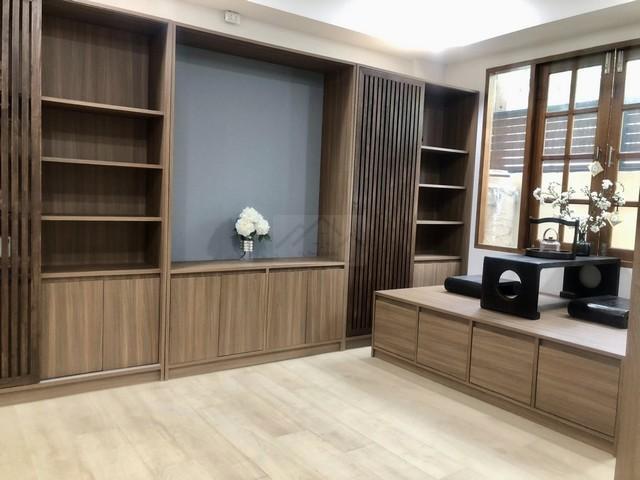 ให้เช่า ทาวน์เฮ้าส์ 2 ชั้น หมู่บ้านอยู่เจริญ 29 ซอยรัชดา 18 รีโนเวทสไตล์ Modern Chinese ห้วยขวาง ใกล้ MRT ห้วยขวาง 5