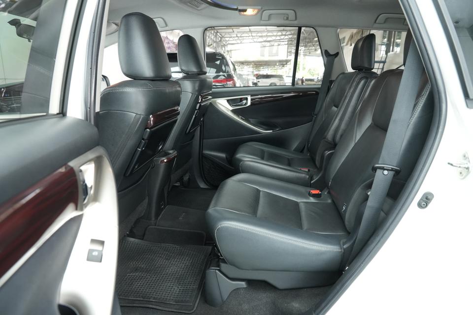 2020 TOYOTA INNOVA 2.8 V Crysta Wagon สีขาว เลขไมล์ 55358 กม. 15