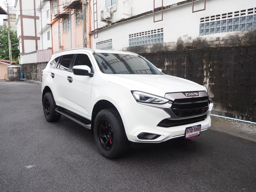 ISUZU MU-X 3.0 ULTIMATE 2WD ปี 2023