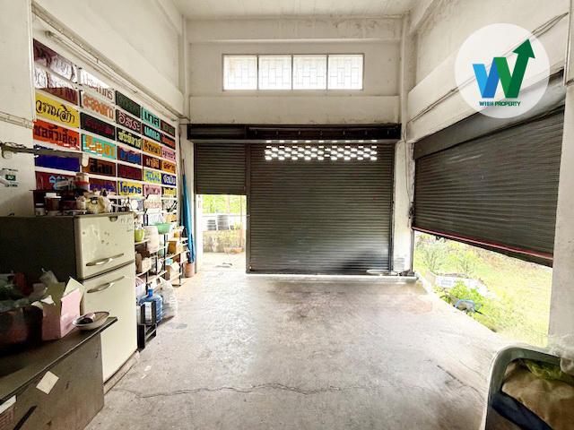 ขายโฮมออฟฟิศติดถนนร่มเกล้า 84.8 ตร.ว. 3.5 ชั้น พื้นที่กว้าง 220 ตร.ม. หลังริม ใกล้ทางด่วน เคหะร่มเกล้า ARL 2