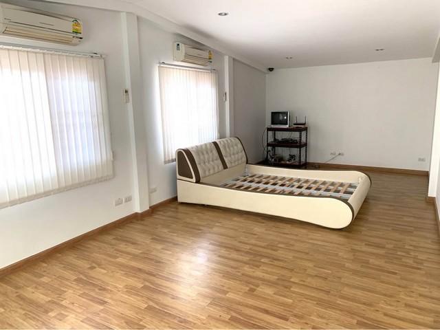 บ้านเดี่ยว 2 ชั้น 100 ตรว. 450 ตรม. จอดรถ 4 คัน ซอยเสนานิคม 1 ซอย 17 แยก 4 ทำออฟฟิศใด้ 2