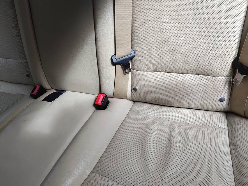 BMW 730LD F02 ปี2012 9