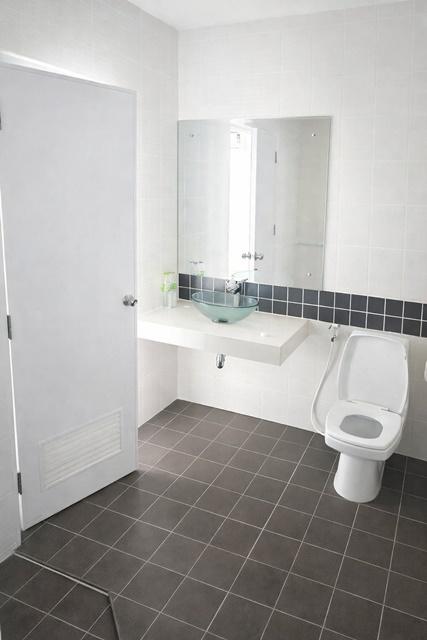 ใกล้สนามบินดอนเมือง 1.3 กม. บ้าน 2 นอน 2น้ำ ดอนเมือง ใกล้ 7-11 ดอนเมือง ถนนเทิดราชัน 500ม. 30 ตร.ว. 152 ตร.ม. แจ้งวัฒนะ 8