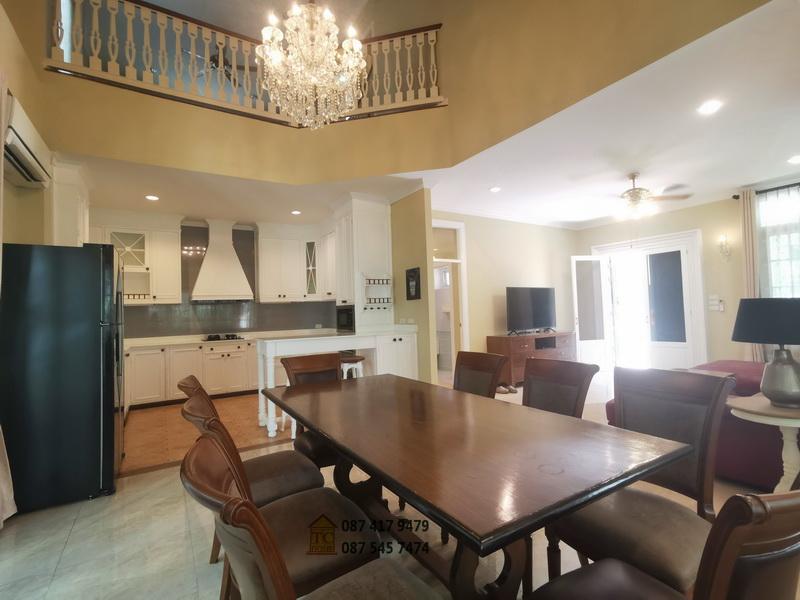 ขายด่วนบ้าน 3 ชั้น 63.5 ตรว. พร้อมเฟอร์ฯ ม.แฟนตาเซียวิลล่า ใกล้เซ็นทรัลบางนา บ้านสวยสไตล์วินเทจ-วิคตอเรียน 9