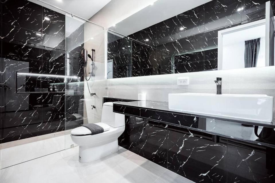 For rent pool villa style modern 2 storey beachfront Pattaya Najomtien  6