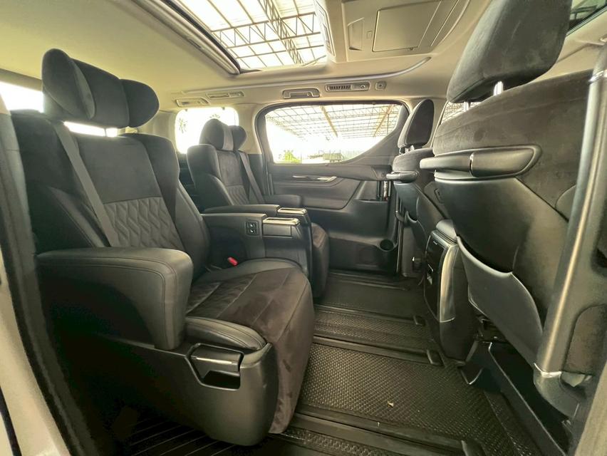 ปี 2016 TOYOTA VELLFIRE, 2.5 โฉม ปี15-23 เกียร์ออโต้ เครื่องเบนซิน ตัวท็อปสุดพร้อมใช้สุด คู่มือ+บุ๊คเซอร์วิสครบ 11