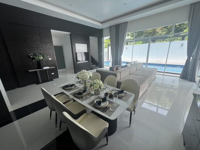Pool Villa ขนาดใหญ่ ใกล้หาดจอมเทียน เหมาะทั้งอยู่อาศัยเอง หรือปล่อยเช่าสร้างรายได้ 4 ห้องนอน 4 ห้องน้ำ 5