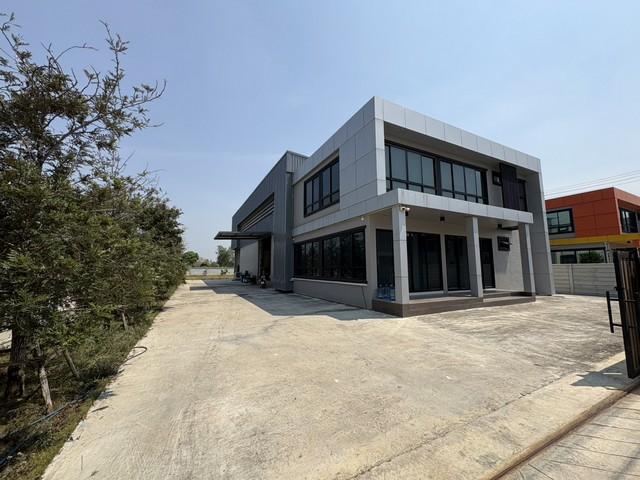 ให้เช่าโรงงานพร้อมออฟฟิศ 581 ตรว. ทำเลทอง นราภิรมย์-บางเลน Modern สภาพใหม่ ใกล้นิคมขนส่งศาลายา 1 และ 2 2