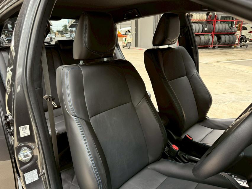 Toyota yaris 1.2 hatchback ใช้ไป 4x,000 บาท กม. 17