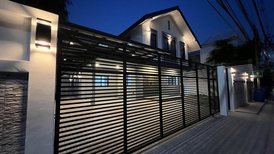 ขาย บ้านเดี่ยว หมู่บ้านสี่ไชยทอง 3 รีโนเวทใหม่ทั้งหลังพร้อมอยู่ 2 ชั้น 84 ตรว ใกล้ MRT เลี่ยงเมืองปากเกร็ด 2