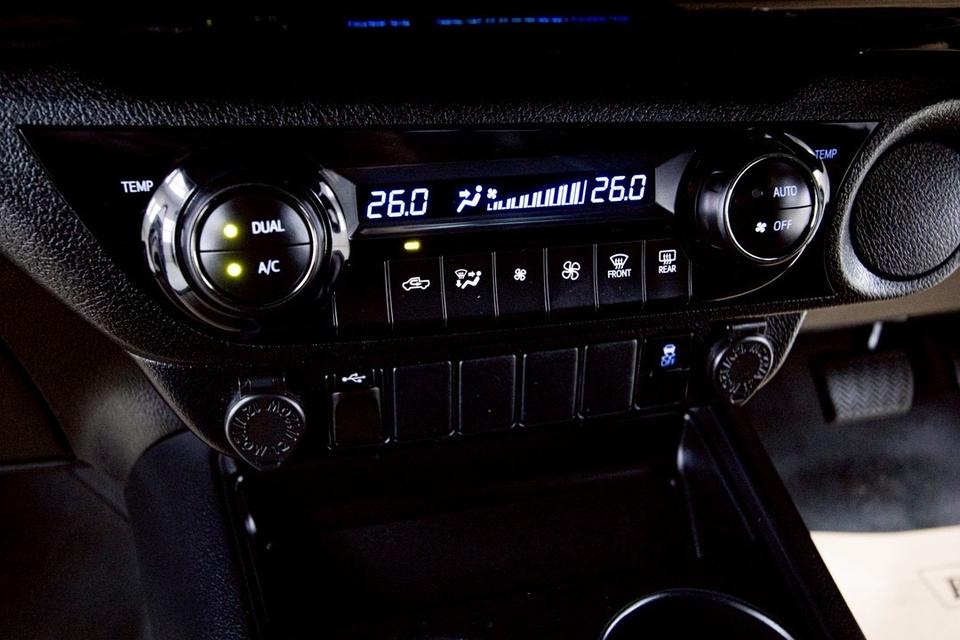 รหัสรถ  5B775 REVO 2.4 PRERUNNER SMART CAB ROCCO 2022 10