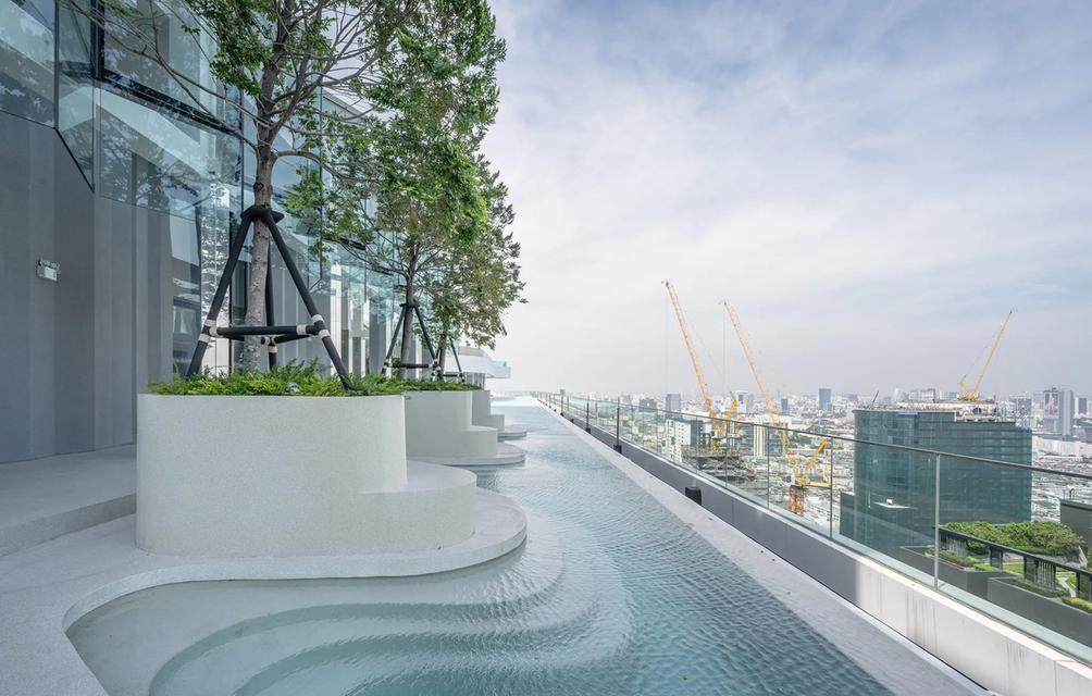 Condo Life Asoke-Rama9 13