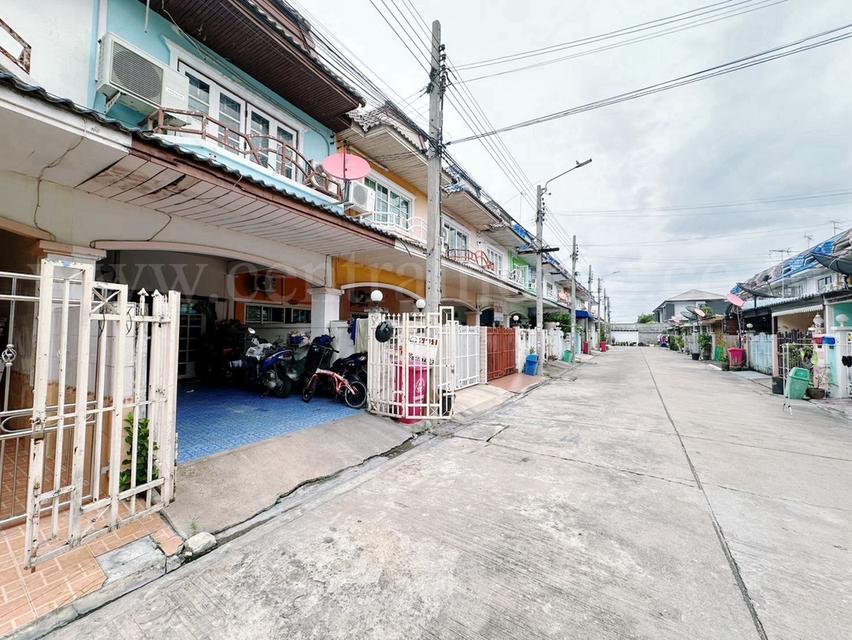 ทาวน์เฮ้าส์ หมู่บ้าน มนวดีพาร์ค ซอยวัดลาดปลาดุก บางบัวทอง ราคาถูกมาก 19