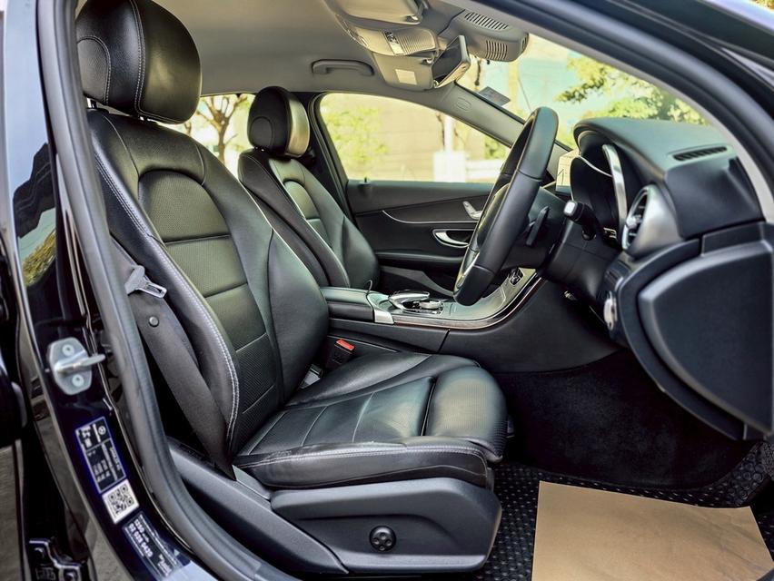 รหัสรถ CBLX4415 Mercedes-Benz C220d Avantgarde (W205 Facelift) 13