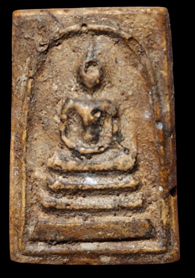 เปิดสนใจระสมเด็จเนื้อดีพิมพ์นิยมสนใจทักครับ