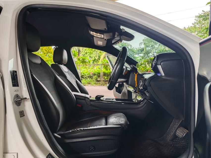 2020 Mercedes-Benz A200 1.3 AMG Dynamic AT รถบ้านมือเดียว สภาพดีมาก รุ่นท็อปสุด ออปชั่นเต็ม รูปที่ 14