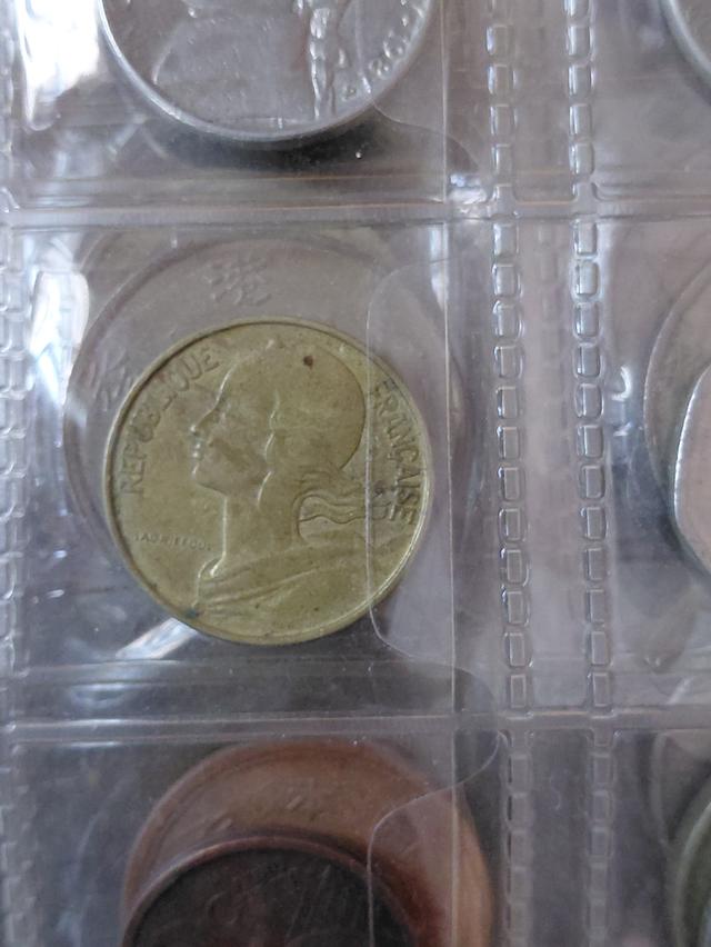 เหรียญต่างประเทศเหรียญเก่า 6