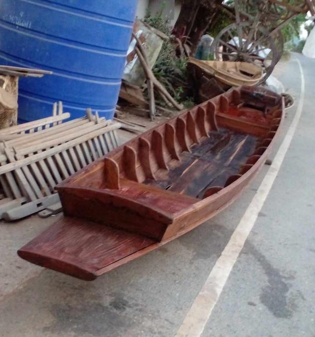 รับต่อเรือไม้สัก รับประกอบเรือไม้สัก รับทำเรือไม้สัก รับทำเรือ
