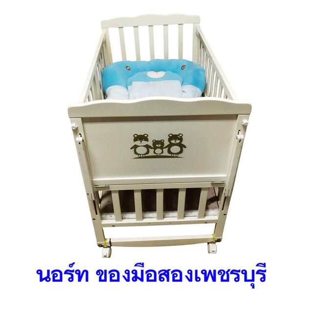 เตียงไม้ใหญ่สองชั้น สำหรับเด็กแรกเกิด มือสอง