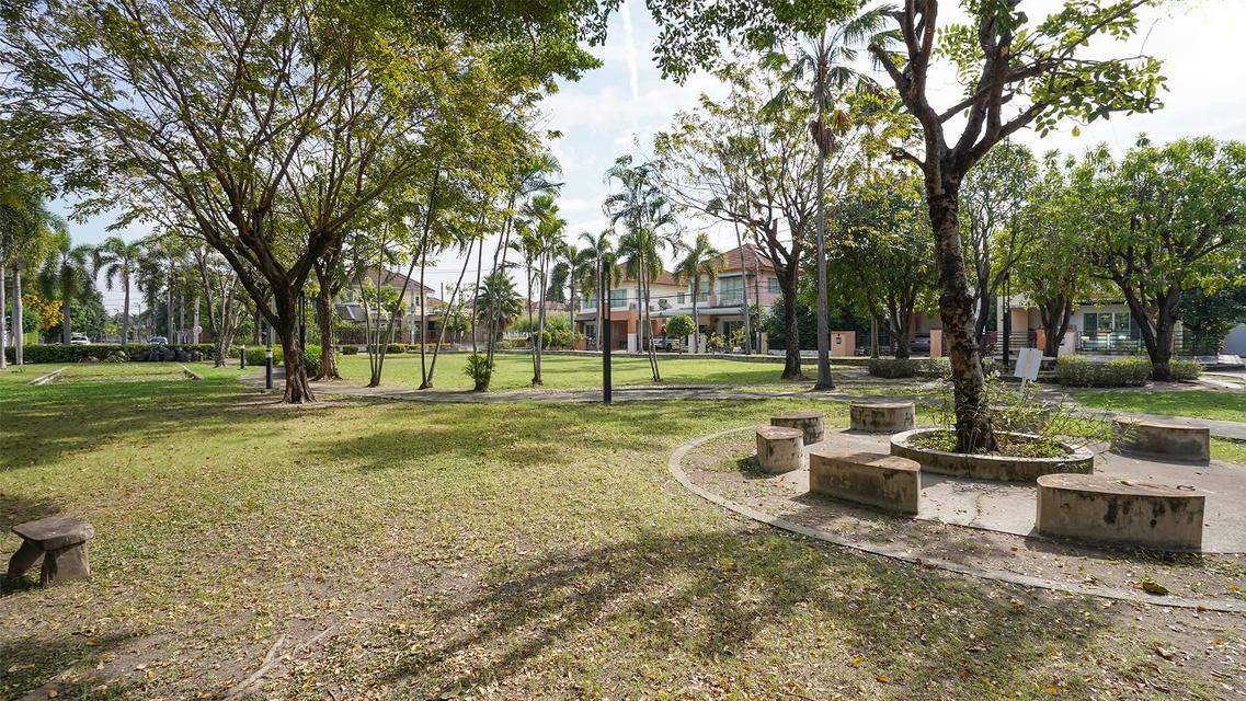 +ขายบ้านมือสองตกแต่งใหม่ หลังมุม โครงการ กฤษดา ลากูน ปิ่นเกล้า – พระราม 5 (Krisada Lagoon Pinklao Rama 5) เนื้อที่ 54.1 ตร.ว.ใกล้จุดขึ้นทางด่วนศรีรัช 19