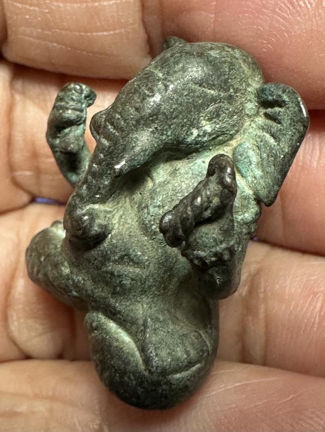 รูปหล่อโบราณพระพิฆเนศ เนื้อสัมฤทธิ์ 4